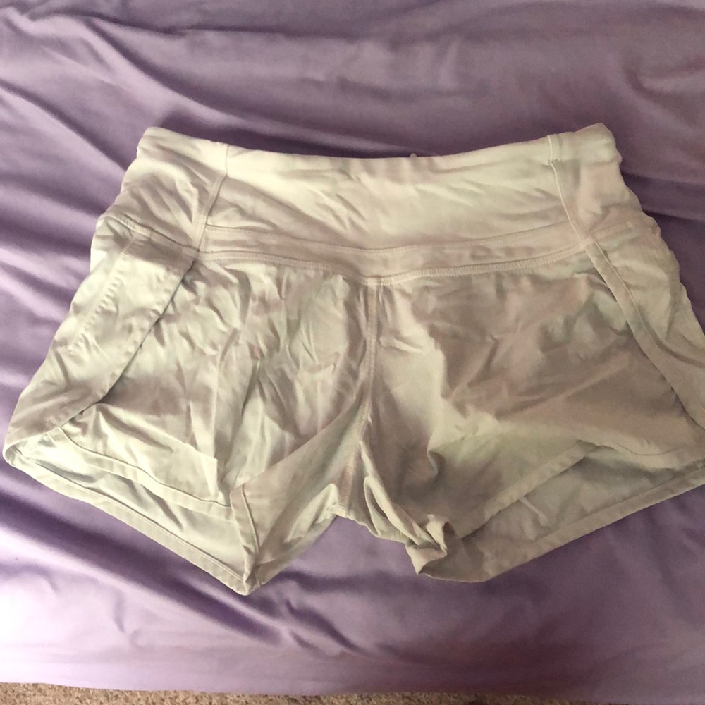Lululemon Speed up 2.5 shorts